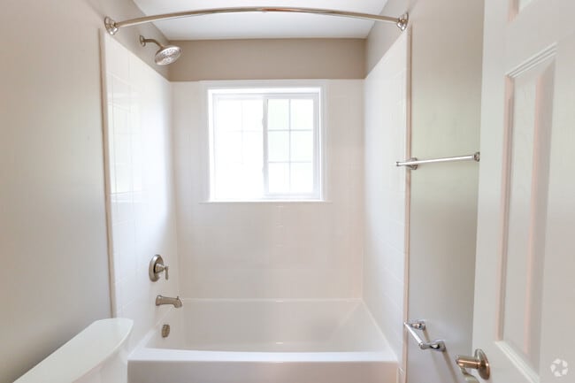 2BR,1BA