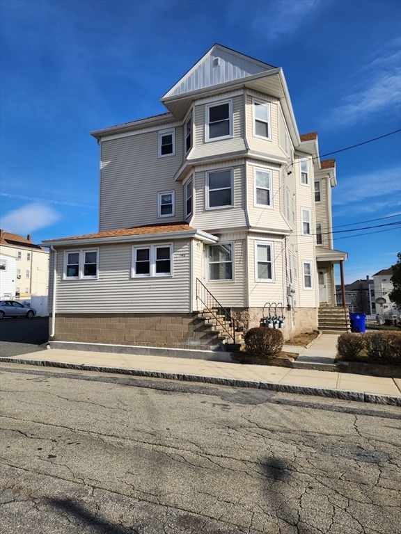 Photo - 146 Middlesex St Apartment Unit 2