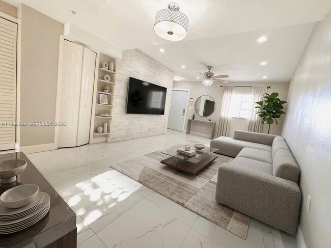 Building Photo - 6350 W 22nd Ct