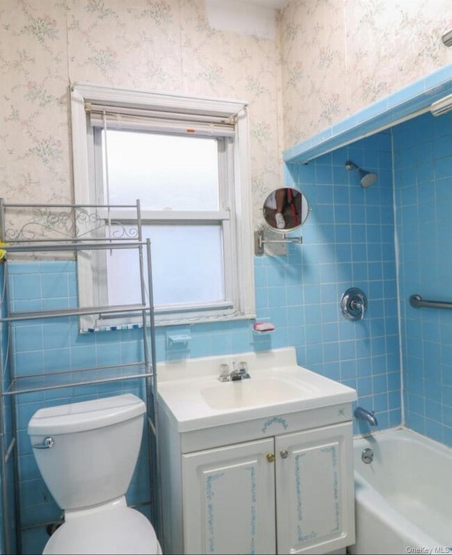 Photo - 1643 Lurting Ave