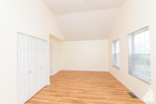 Building Photo - 3 bedroom in Chicago IL 60622 Unit 2 Rental