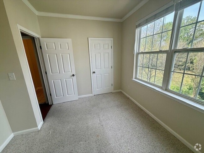 Building Photo - 3 bedroom CONDO in Annapolis.