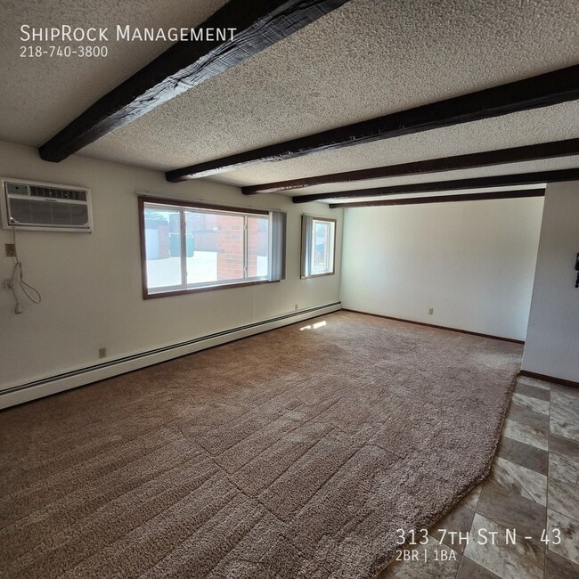 Photo - 313 7th St N Unidad 43