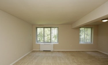 Photo - 6166 Leesburg Pike Unit Studio