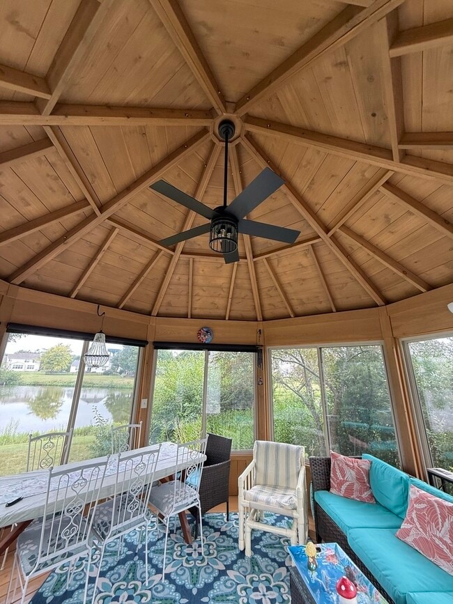 Photo - 209 Rogers Way