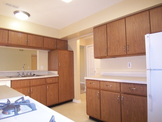 Photo - 111 Fieldcrest St Unit 205