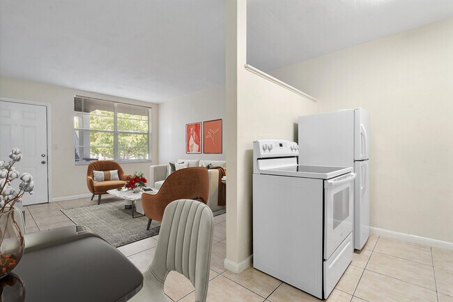 Photo - Colonial Sunset Apartment Homes