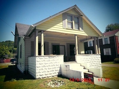 Photo - 565 Riverside Dr