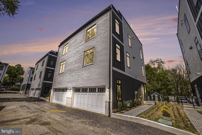 Photo - 203 Wigard Ave Casa