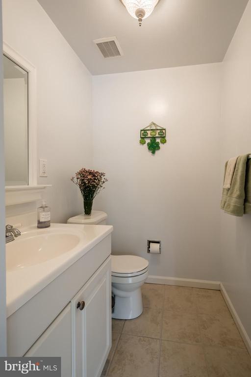 Photo - 255 Lowrys Ln