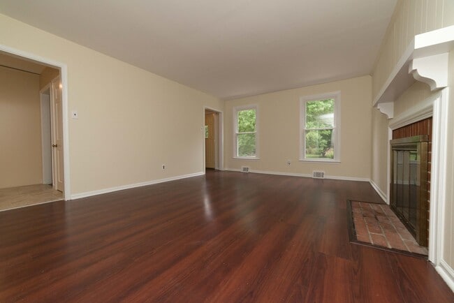 Photo - Rose Tree Media SD! Large yard, finished basement, attached garage, electric fireplace and comple...