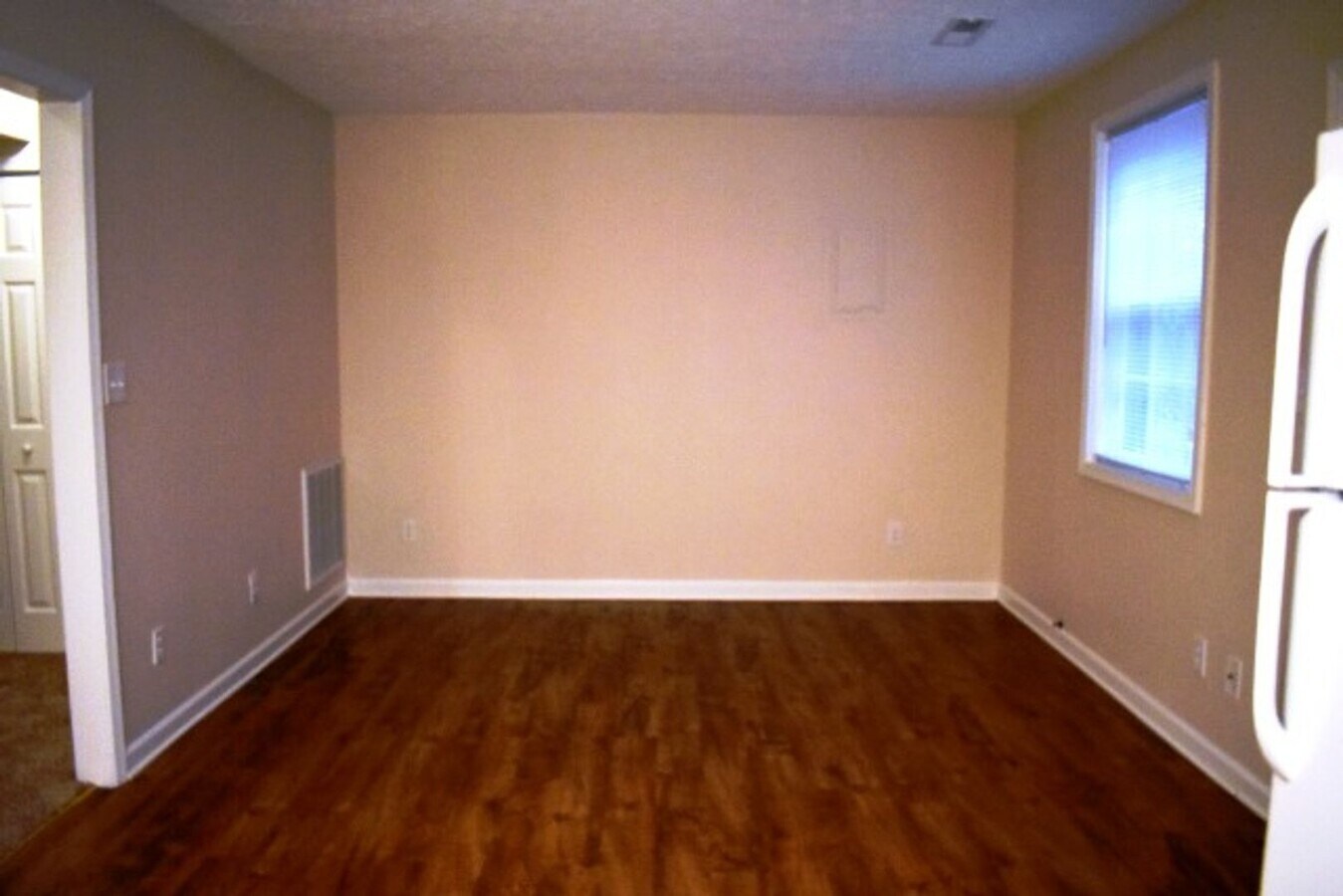 Photo - 154 Lee Pl Unit D
