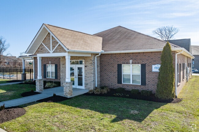 Leasing Office - Sumner Gardens Apartments