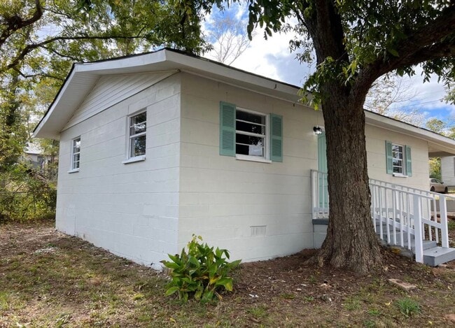 Photo - 2 Bed 1 Bath Home