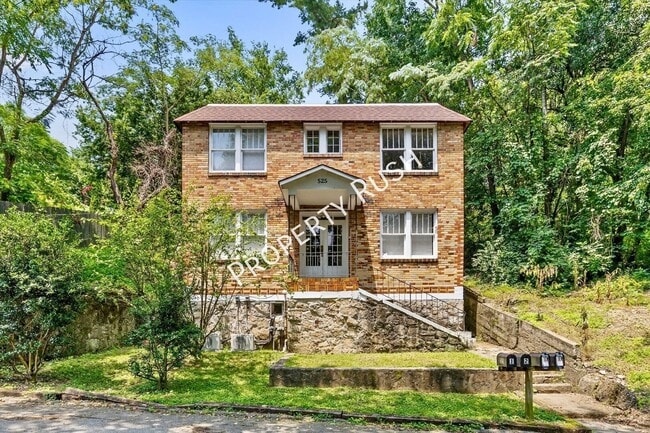 525 E Manning St Unit 3