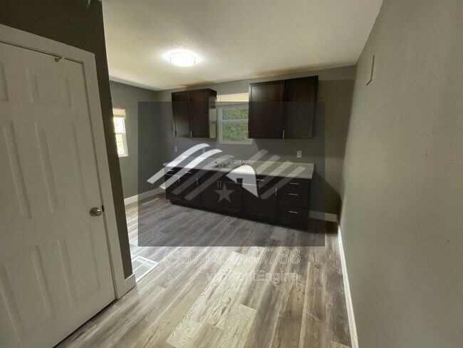 Photo - 425 Brooklyn Ave