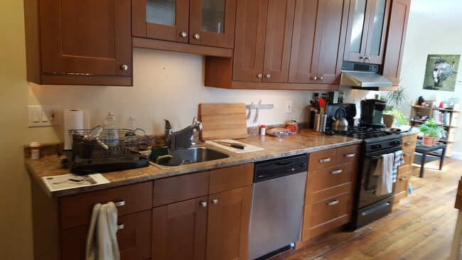 Photo - 78 Lawrence St Unit #3