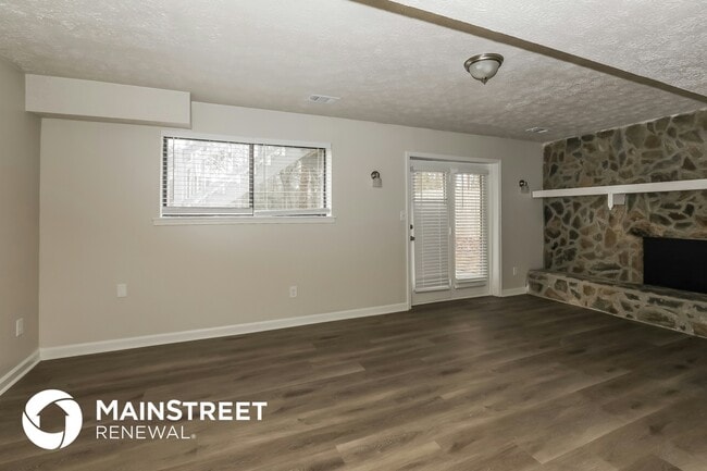 Photo - 2845 Woodhollow Ln