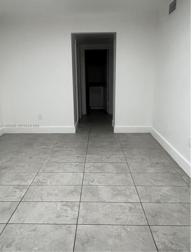 Photo - 1200 N Liberty Ave Unit 1200G