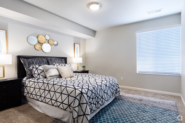 2HAB, 1BA - 950 ft² - Aspen Village