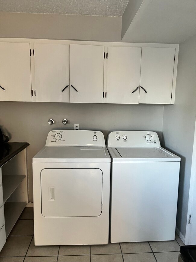 Top floor - 600 Terry St