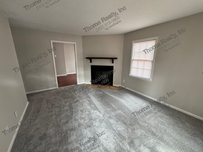 2255 Sherwood Ave