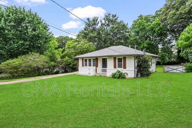 Photo - 629 Dunton Cir SE