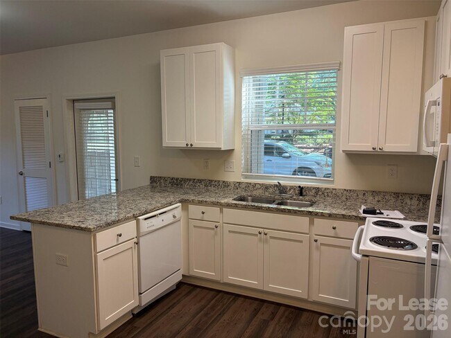 Photo - 17905 Delmas Dr Unit 106