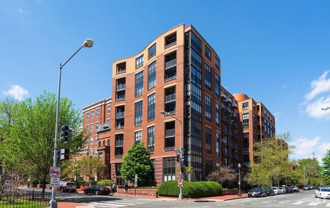 Building Photo - 1001 L St NW Unit 311 Rental