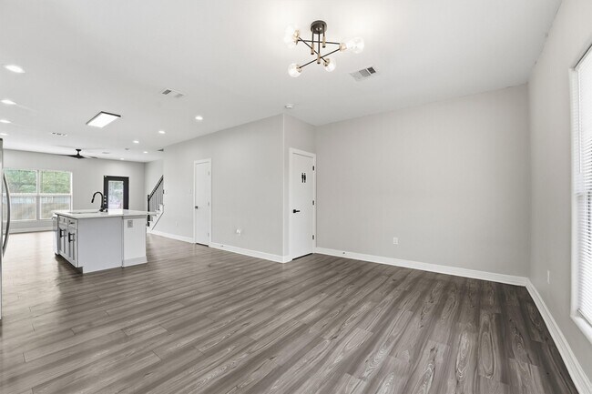 Photo - 2336 Charles Rd
