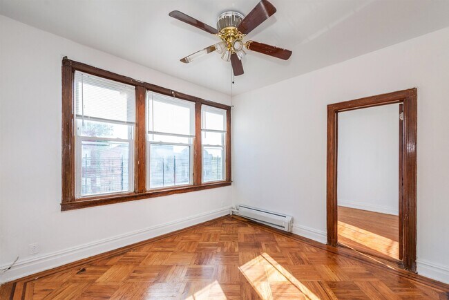 Photo - 46 Spruce St Unit 2