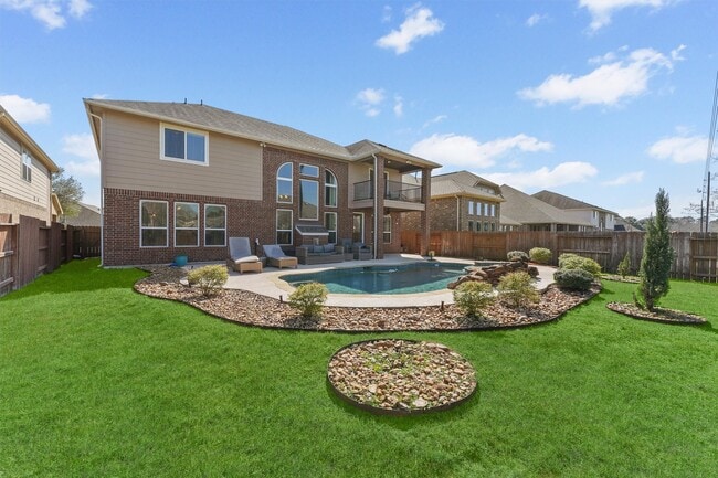 Photo - 7018 River Rapids Ln