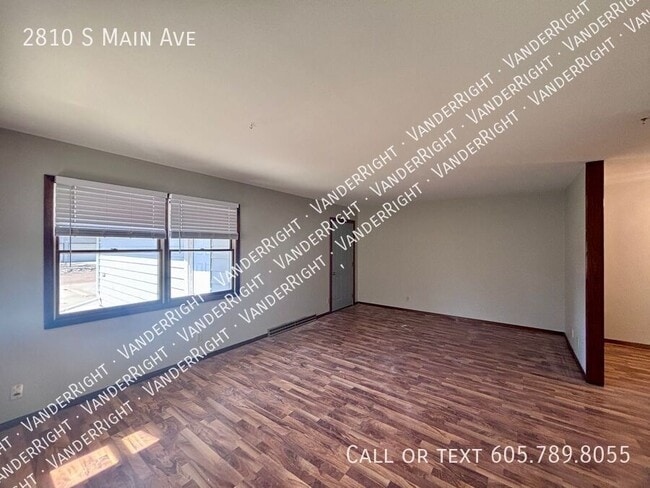 Photo - 2810 S Main Ave