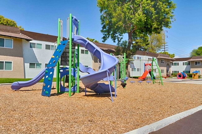 Photo - Channel Island Park Apartments