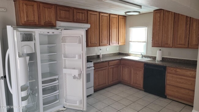 Photo - 2726 N Estrella Ave