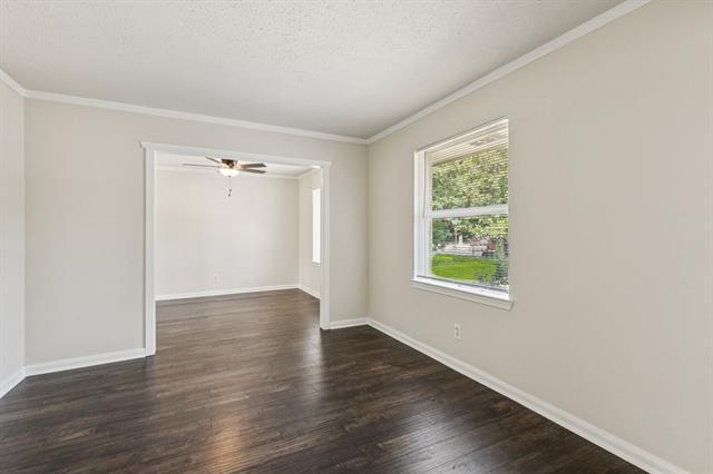 Photo - 918 Sleepy Hollow Dr