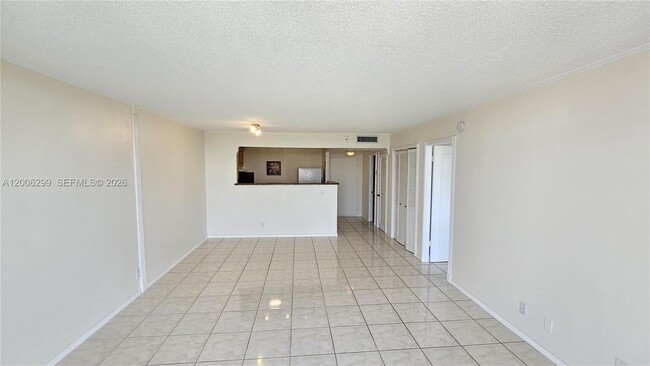 Photo - 16740 NE 9th Ave Unit 807