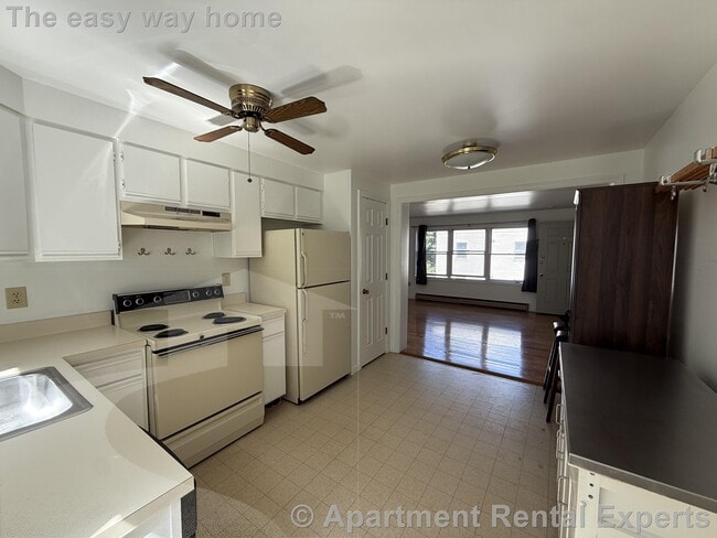 Building Photo - 45 Cross St Unit #23 Rental