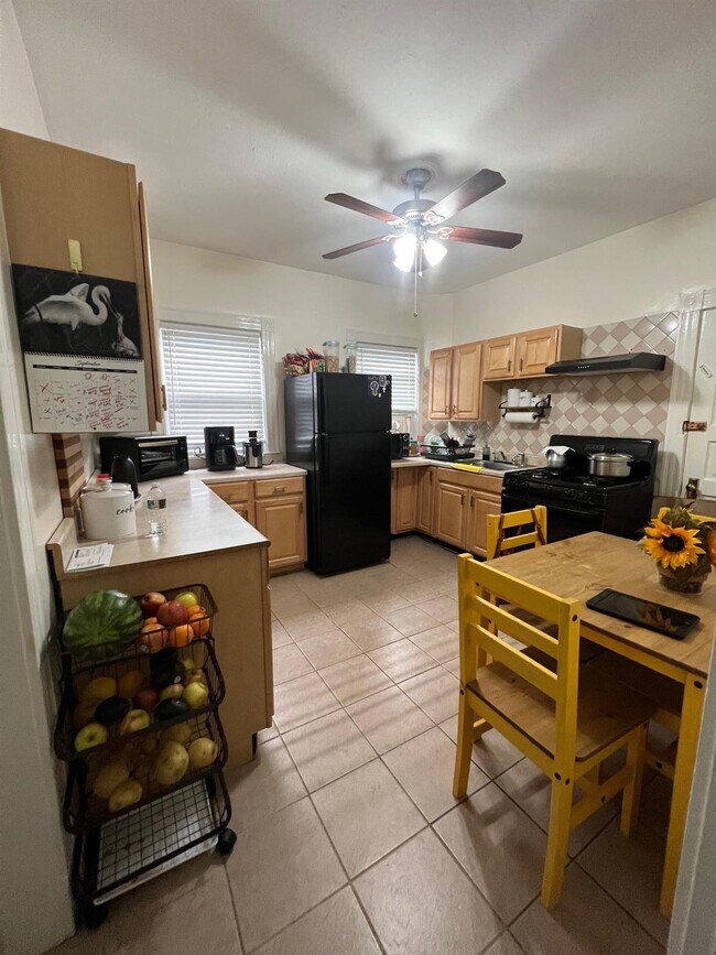 Photo - 35 Columbus Ave Unidad 2