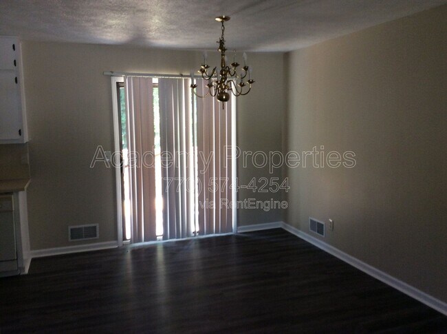 Photo - 3122 Dempsey Pl