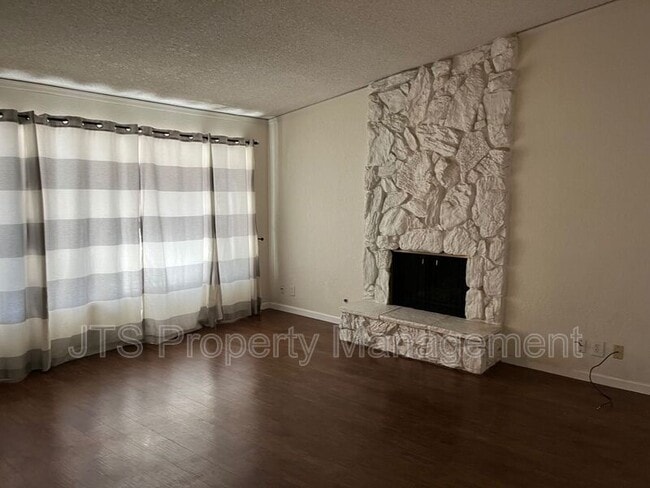 Building Photo - 6830 Mellodora Dr