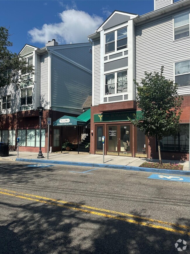 Building Photo - 50 N Broadway Rental