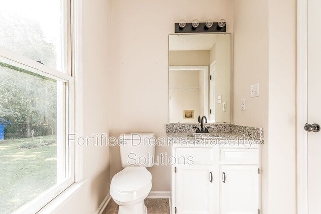 Photo - 814 N Greenbriar St