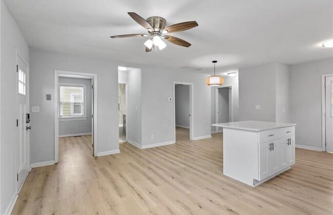 Photo - 307 Beechwood Ave