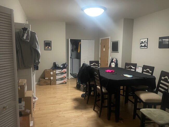 Photo - 6400 N Northwest Hwy Unit 211