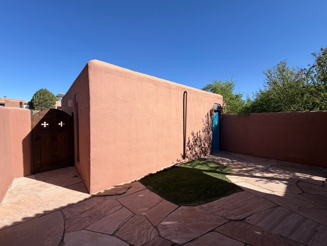 Photo - Beautiful Luxury 2 Bedroom Townhome Available in Corrales!