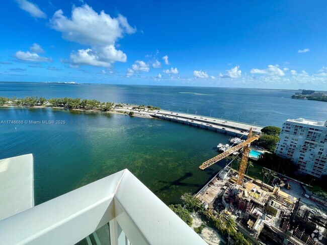 Building Photo - 2451 Brickell Ave Unit PH-C Rental