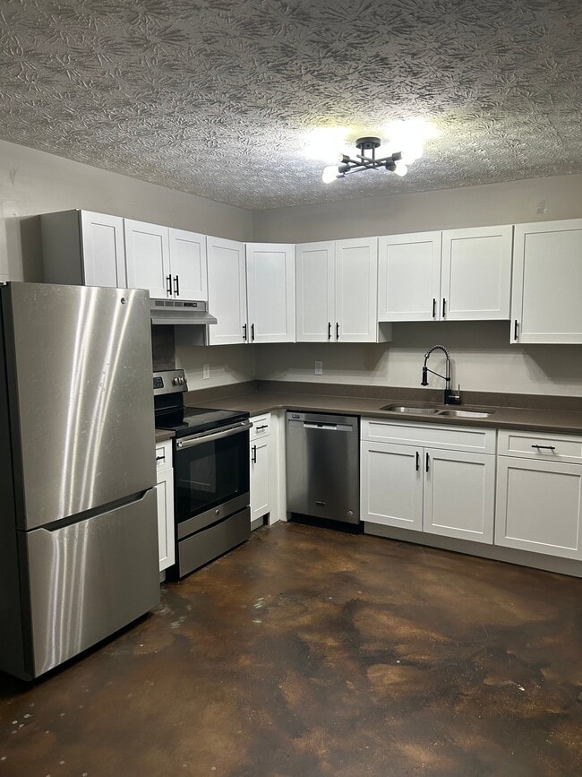 Photo - 134 Ashmore Ct Unit 134
