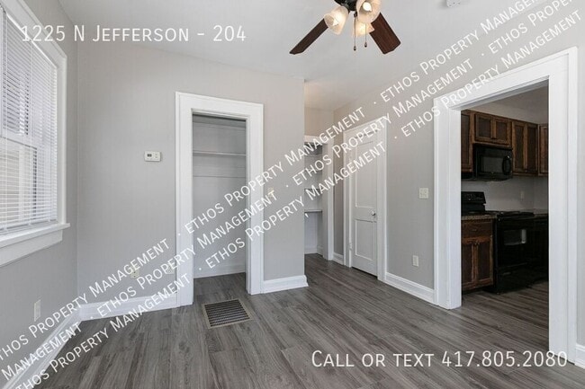 Photo - 1225 N Jefferson-204 Unit 204