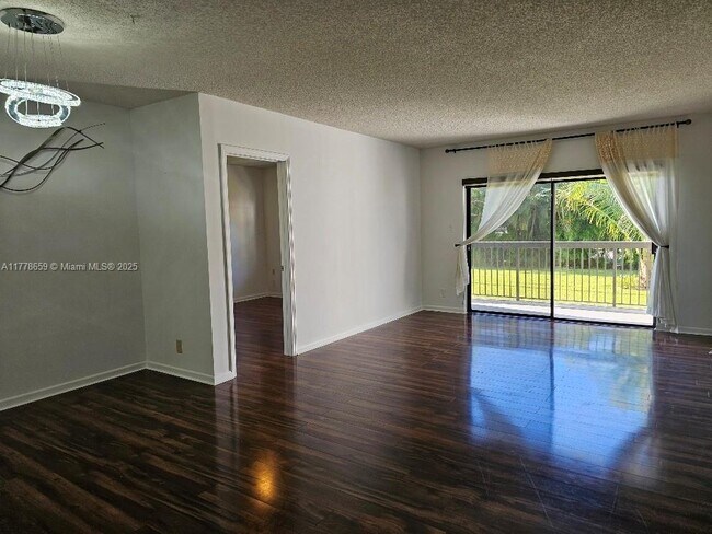 Photo - 1301 NE 7th St Unit 112